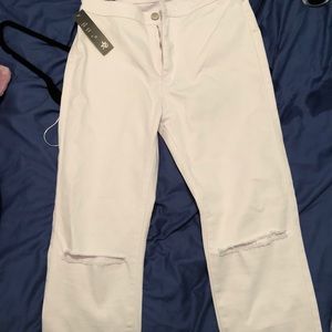 White Skinny Jeans with holes in knees